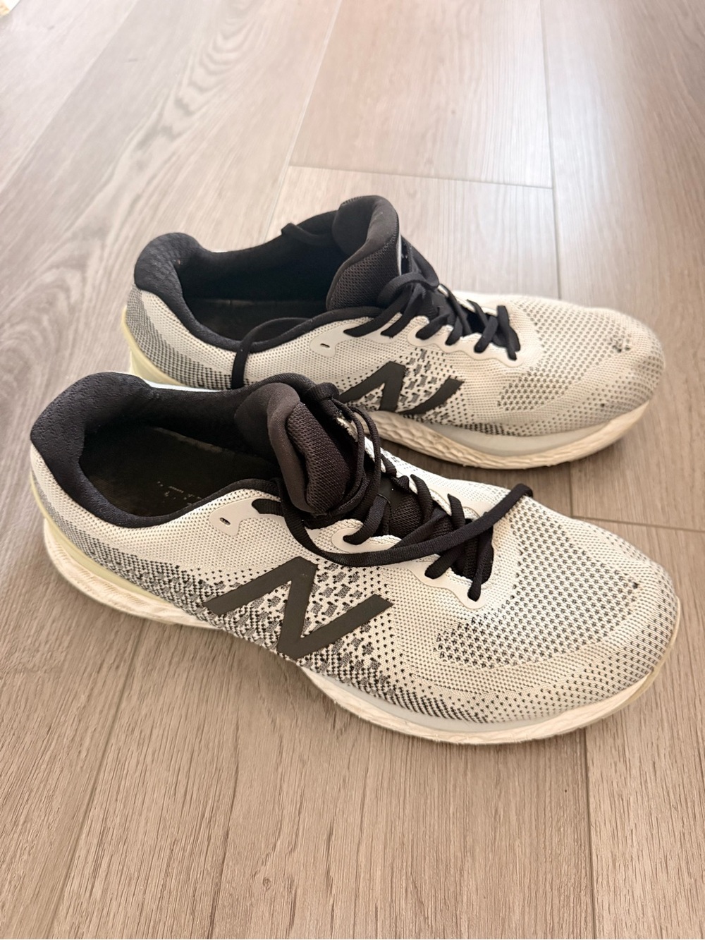 New Balance 880v10 Men’s 12.5 4E Extra Wide Read